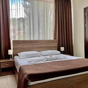Merien Hotel
